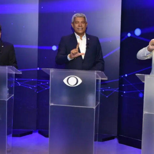 Primeiro bloco do debate na Band tem embates sobre educação e saúde entre Neto, Jerônimo e Mansur