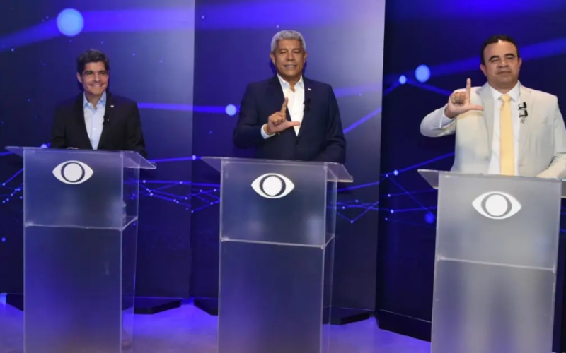Primeiro bloco do debate na Band tem embates sobre educação e saúde entre Neto, Jerônimo e Mansur
