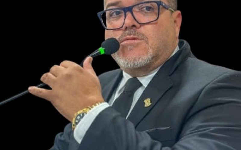 EM ENTREVISTA NA RADIO PRINCESA FM O VEREADOR IDAILTON GALEGUINHO FALA QUE SE ARREPENDEU DE TER VOTADO NA ESTADUALIZAÇAO DO HOSPITAL HDAM