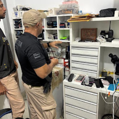 Operação Última Chamada: Polícia Civil fiscaliza estabelecimentos de venda de celulares e acessórios em Senhor do Bonfim